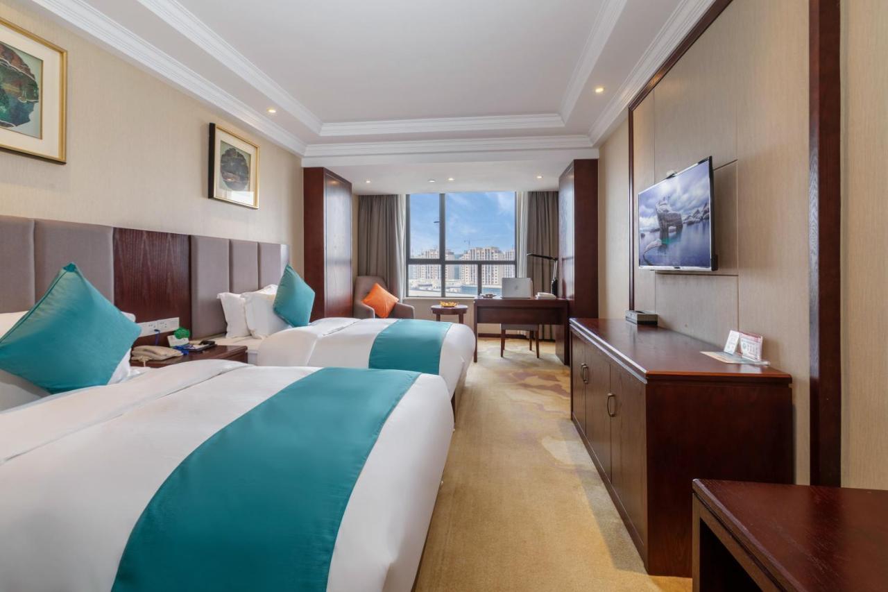 Huzhou Wealth Hotel Esterno foto