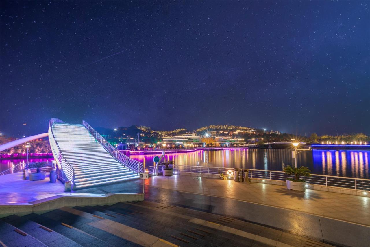Huzhou Wealth Hotel Esterno foto